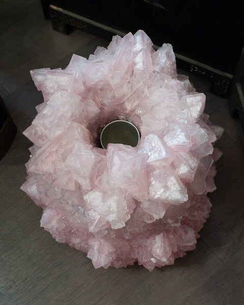 CONTEMPORARY GRAND SCALE CRYSTALLIZED VASE IN PINK BY ISAAC MONTÉ, NETHERLANDS