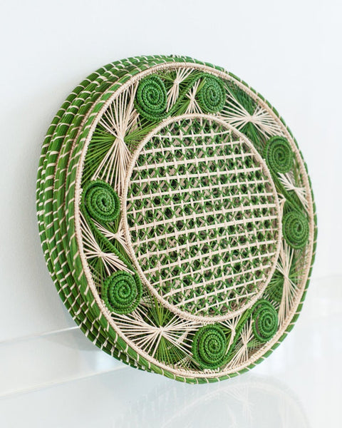 CONTEMPORARY SET OF 8 HANDWOVEN NATURAL AND GREEN RATTAN PLACEMATS