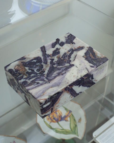 CONTEMPORARY LARGE PURPLE OPAL BOX WITH HINGED LID