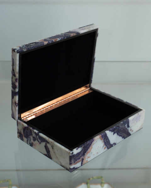 CONTEMPORARY LARGE PURPLE OPAL BOX WITH HINGED LID