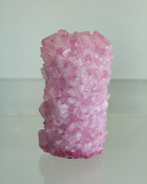 CONTEMPORARY CRYSTALLIZED VASE IN PINK BY ISAAC MONTÉ, NETHERLANDS