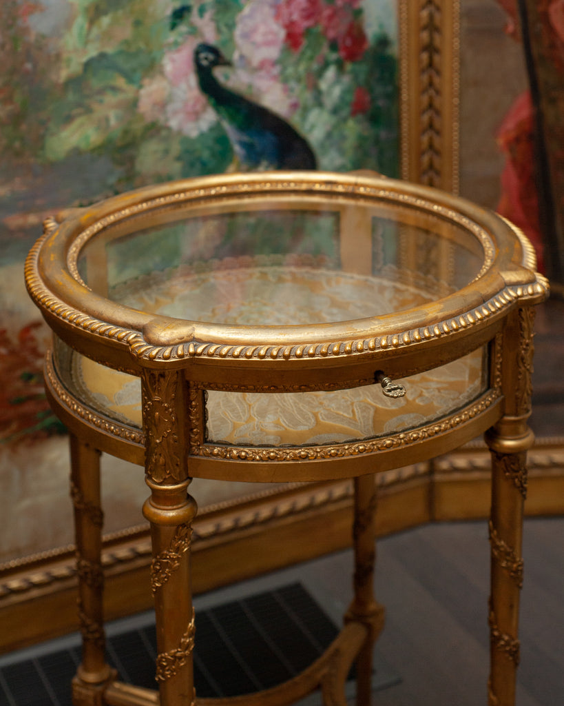 ANTIQUE FRENCH ROUND GILDED DISPLAY TABLE – MAISON NURITA