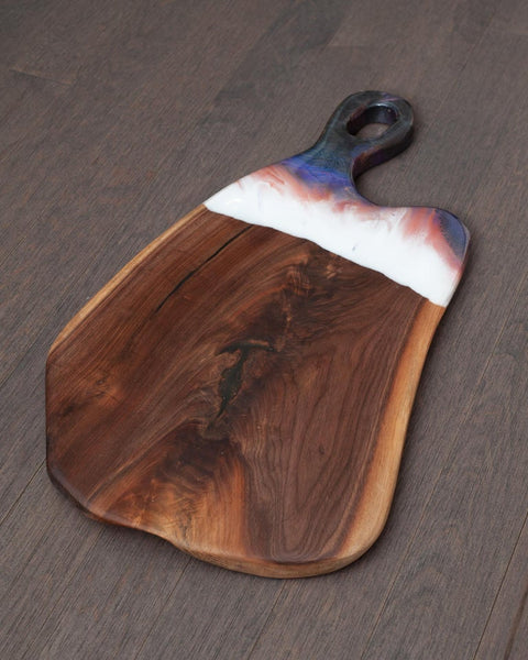 CONTEMPORARY LARGE WALNUT SERVING BOARD WITH ACRYLIC HANDLE